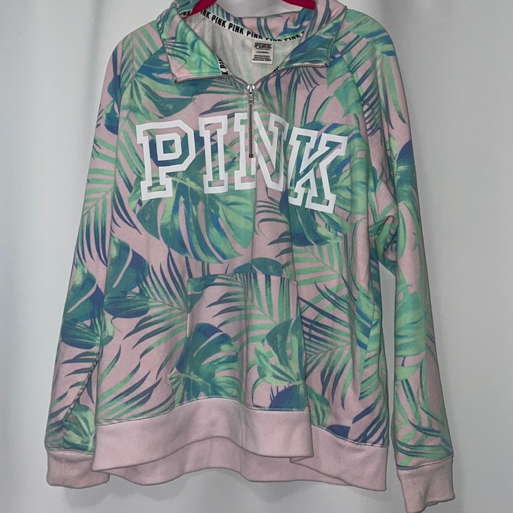 PINK sweatshirt. Size L. Super comfy and soft half zip.